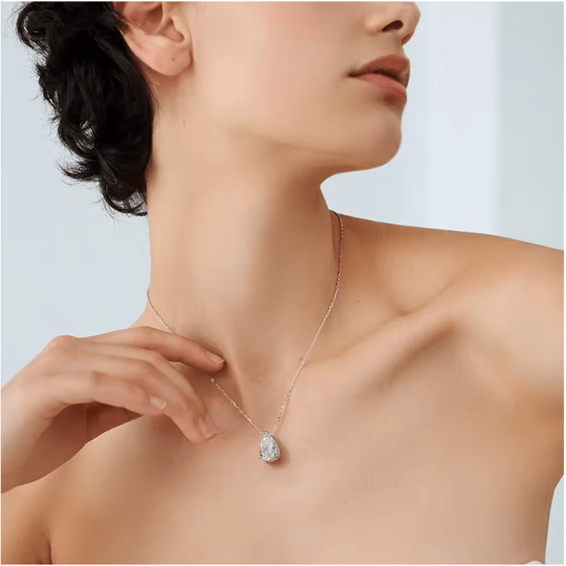 Élise Necklace