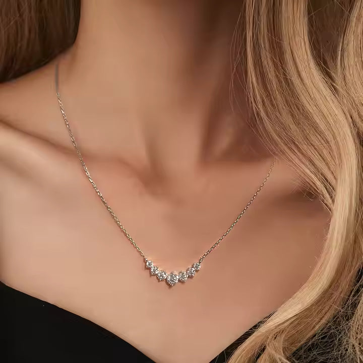 Amour Necklace