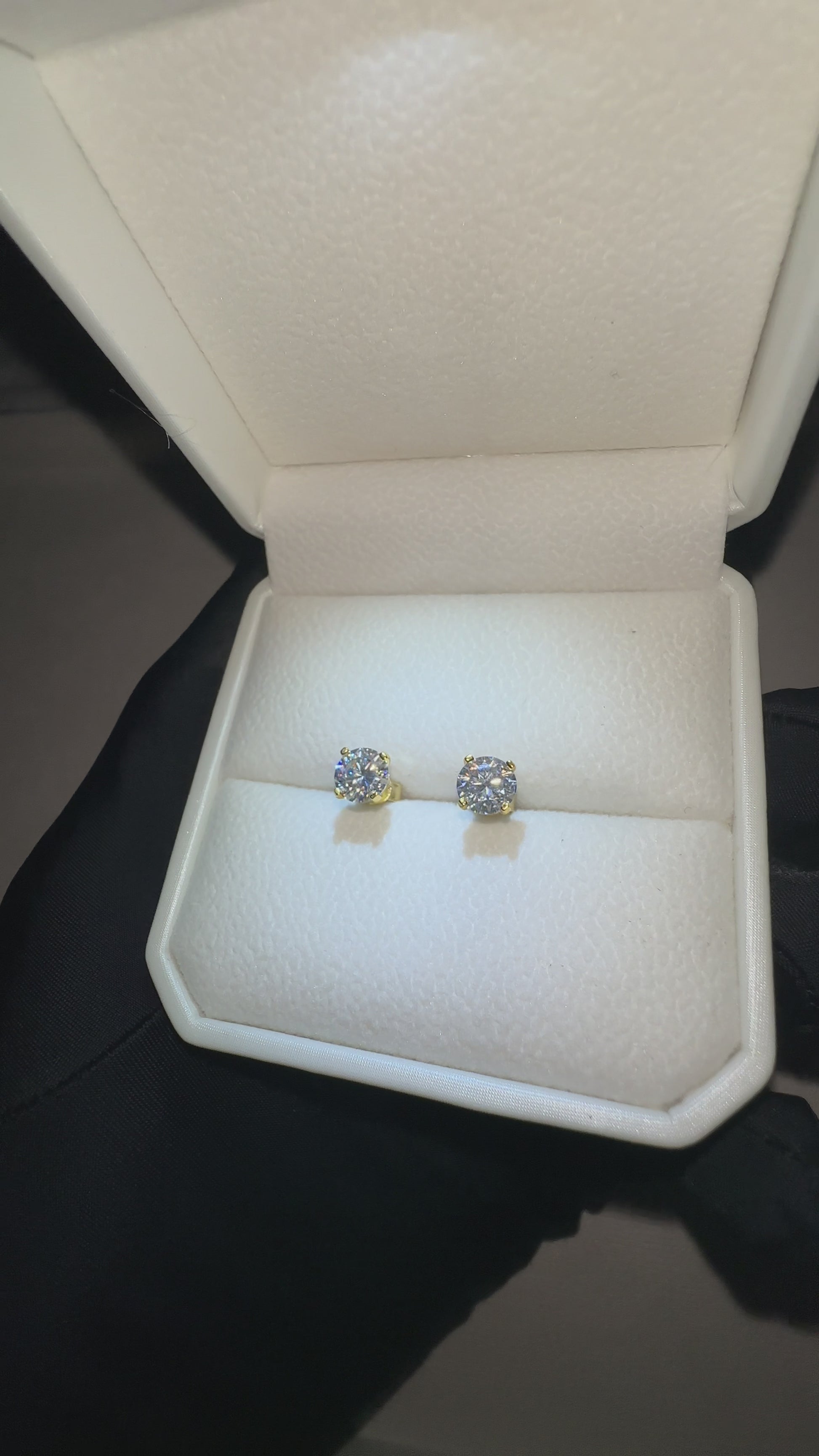 Yellow Gold Classic Earrings